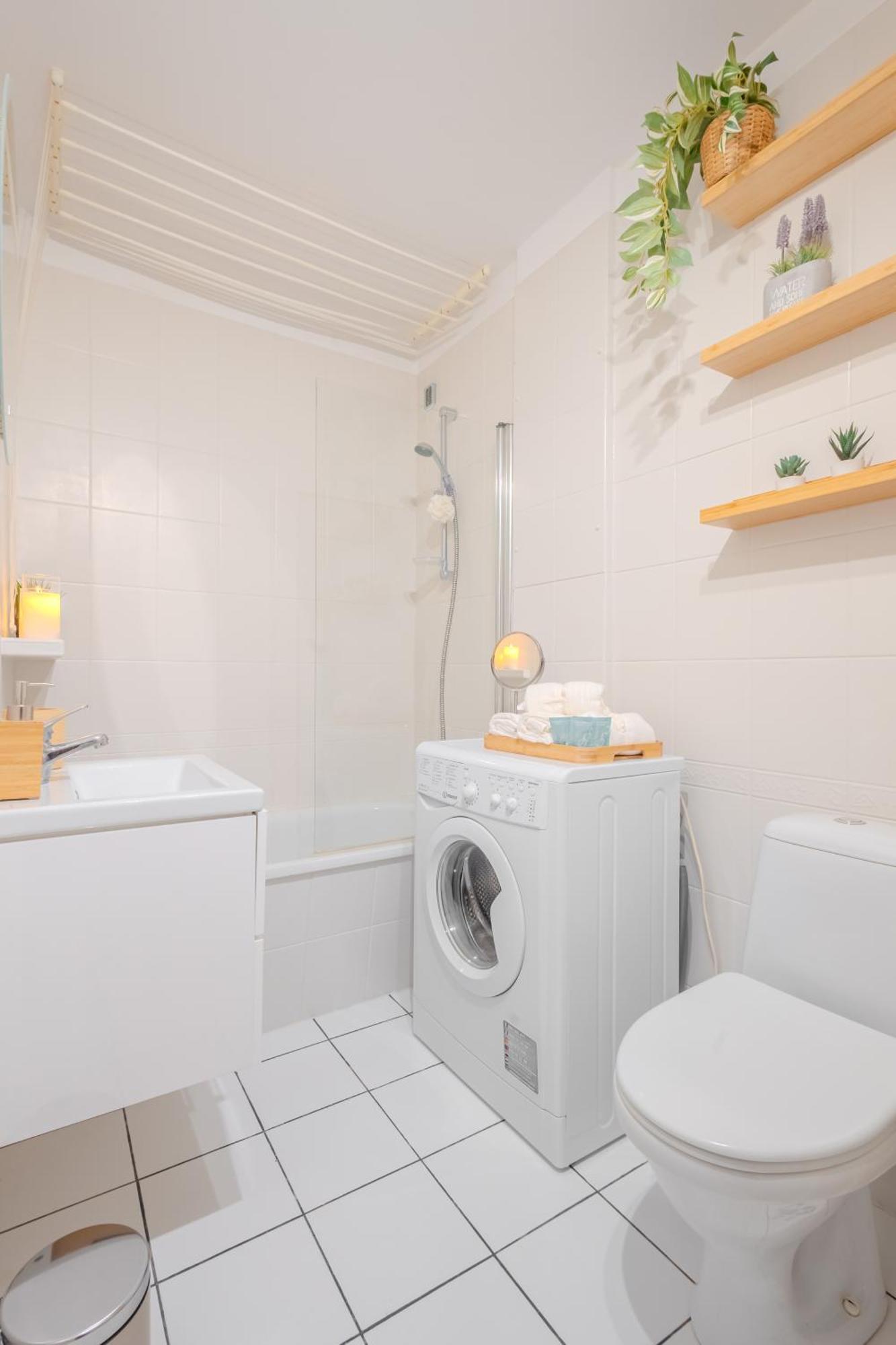 Rezydencja Filmowa- Wygodny Apartament 10 Min Od Lotniska I Centrum Apartman Varsó Kültér fotó