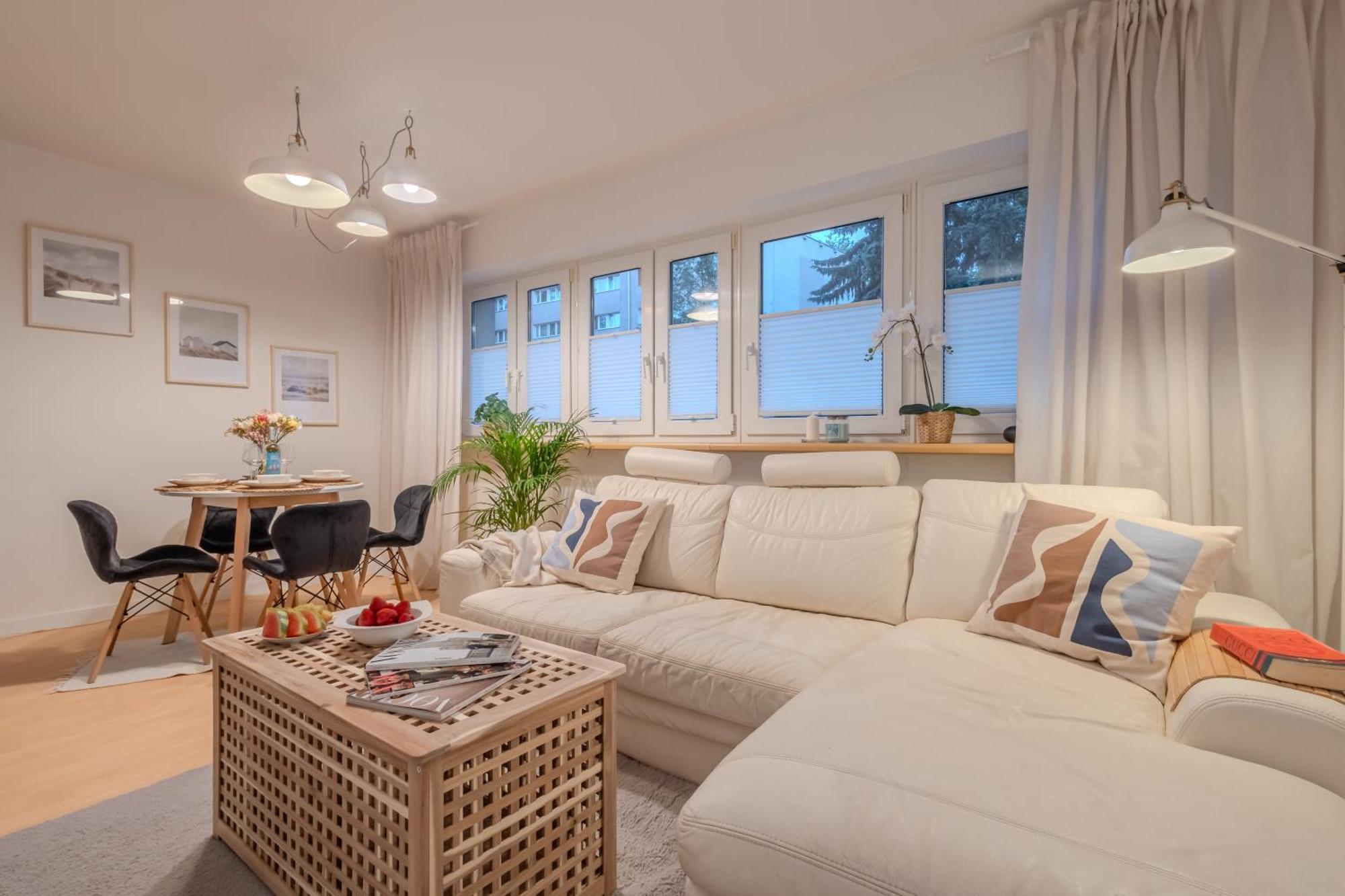 Rezydencja Filmowa- Wygodny Apartament 10 Min Od Lotniska I Centrum Apartman Varsó Kültér fotó